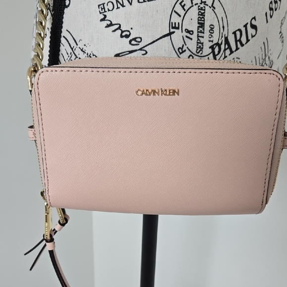 Calvin Klein Blush Crossbody Bag - Picture 2 of 7